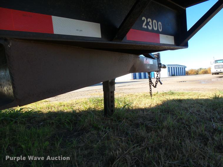 image for item DA4709 2003 Neal utility trailer