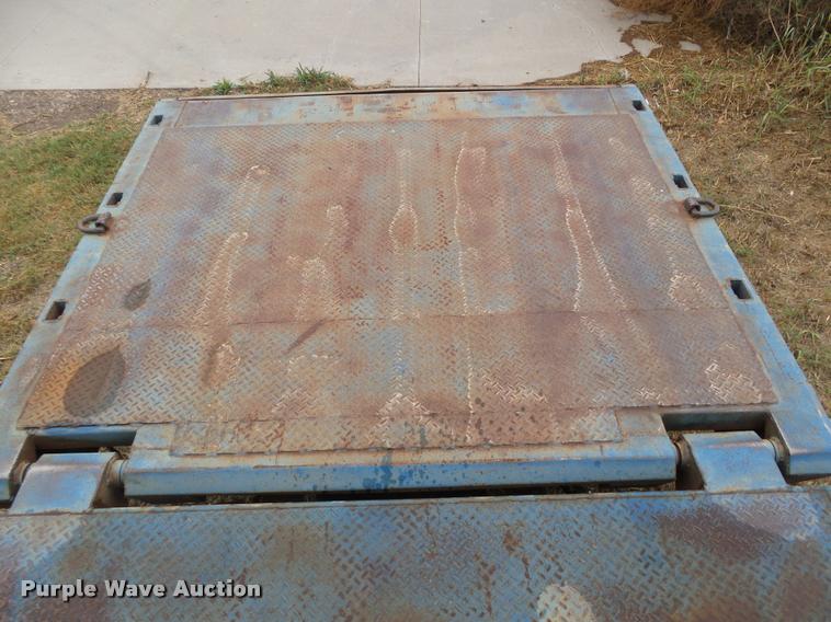 image for item DA4711 1978 Muvall 4451T equipment trailer
