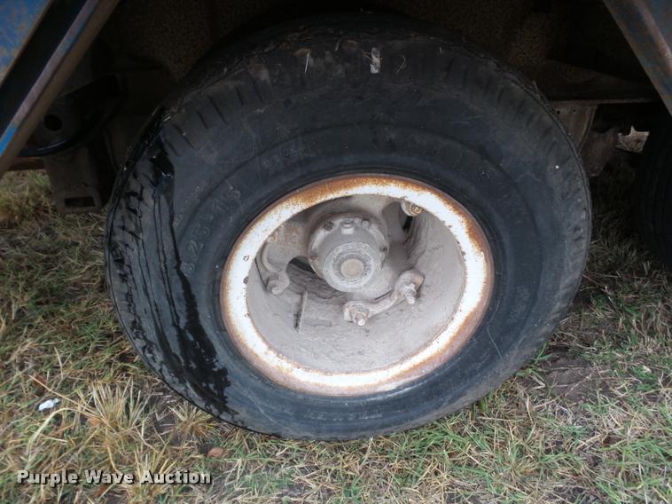 image for item DA4711 1978 Muvall 4451T equipment trailer