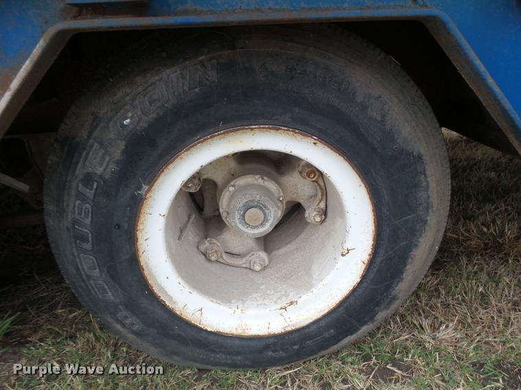 image for item DA4711 1978 Muvall 4451T equipment trailer