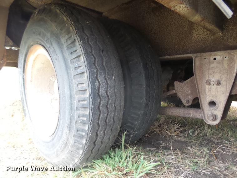 image for item DA4711 1978 Muvall 4451T equipment trailer