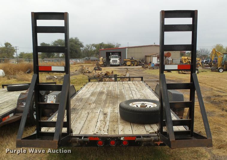 image for item DA4713 2007 PJ utility trailer