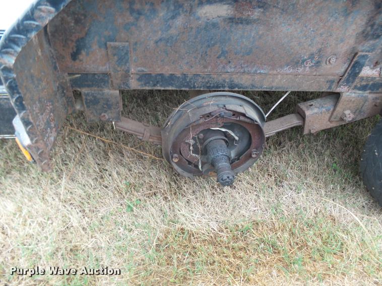 image for item DA4713 2007 PJ utility trailer