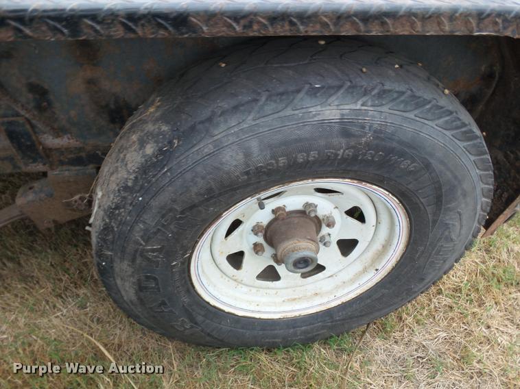 image for item DA4713 2007 PJ utility trailer