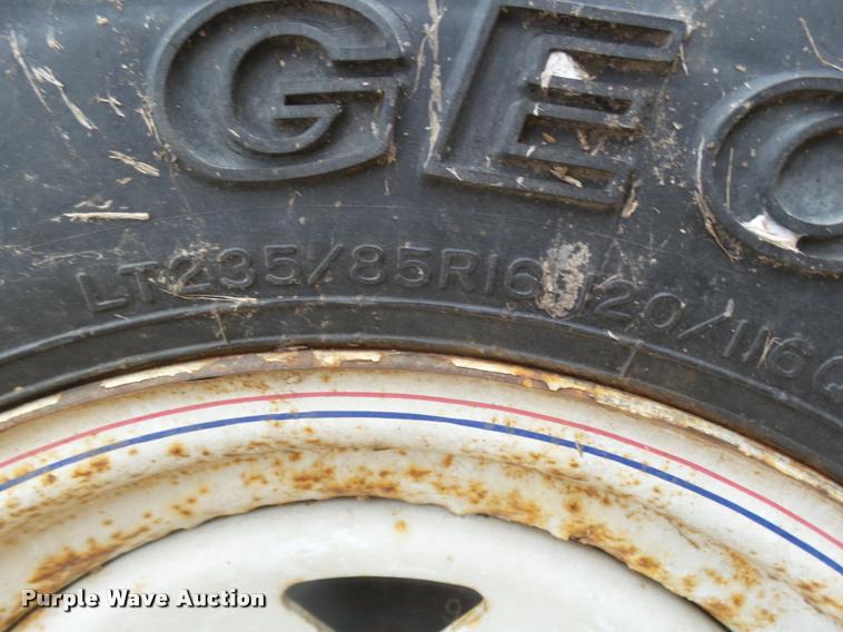 image for item DA4713 2007 PJ utility trailer