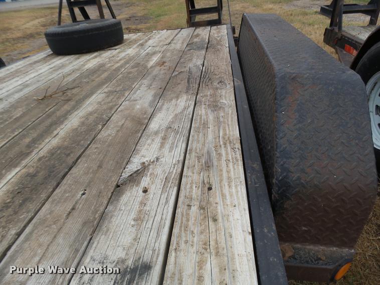 image for item DA4713 2007 PJ utility trailer