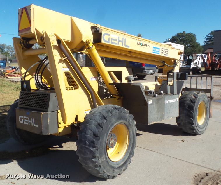 image for item DA4716 2001 Gehl 553 telehandler
