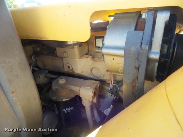 image for item DA4716 2001 Gehl 553 telehandler