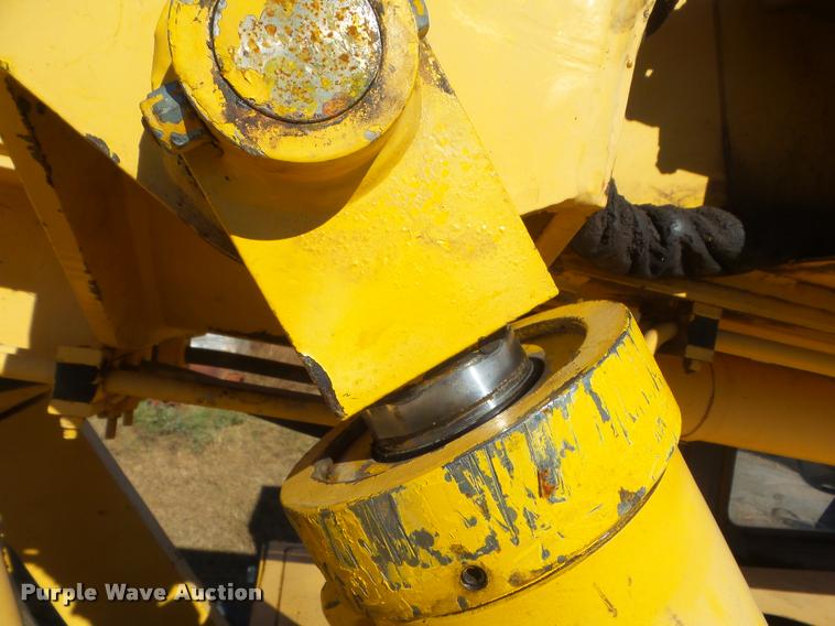 image for item DA4716 2001 Gehl 553 telehandler