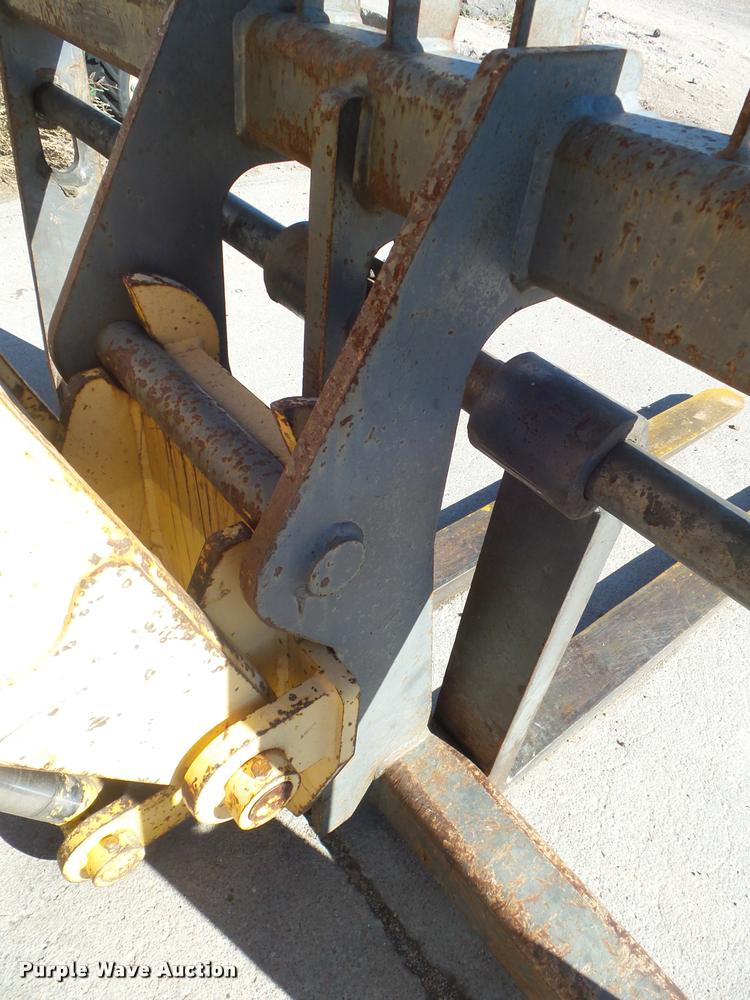 image for item DA4716 2001 Gehl 553 telehandler