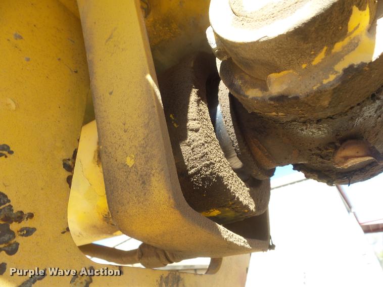 image for item DA4716 2001 Gehl 553 telehandler