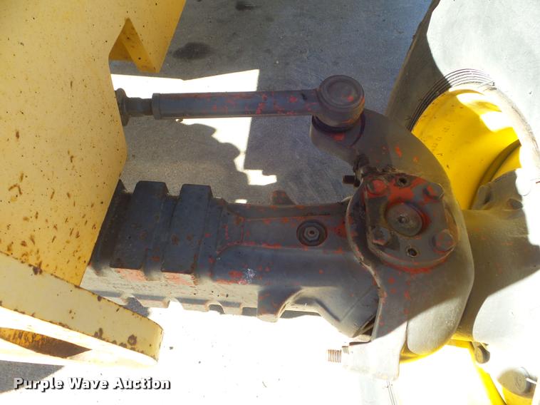 image for item DA4716 2001 Gehl 553 telehandler