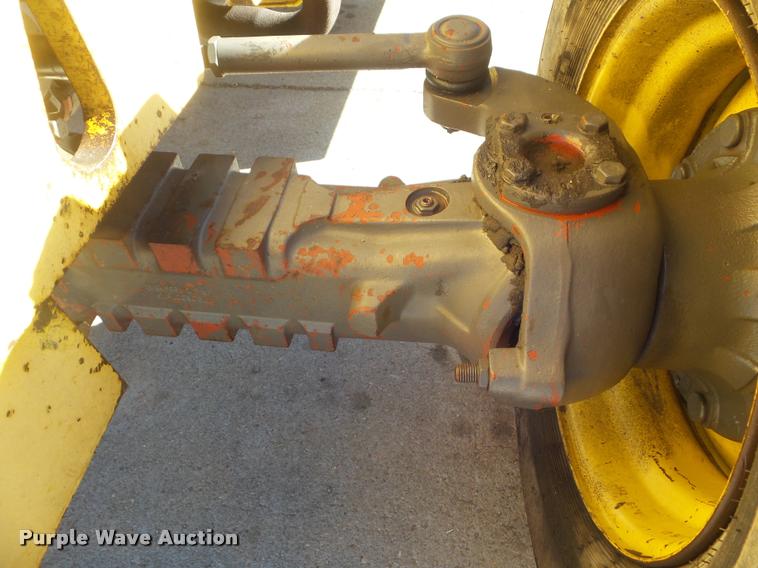 image for item DA4716 2001 Gehl 553 telehandler