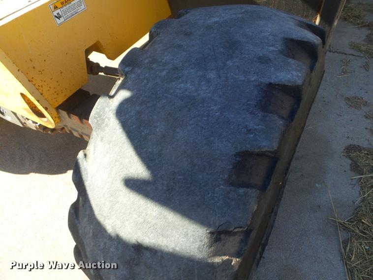 image for item DA4716 2001 Gehl 553 telehandler