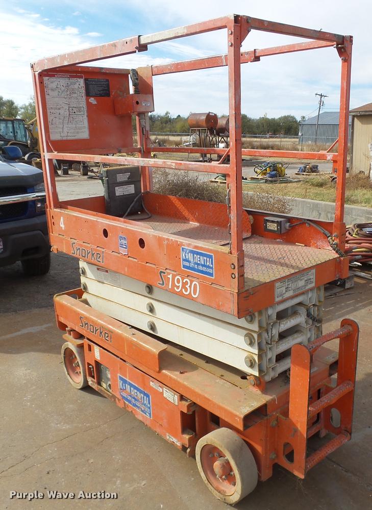 image for item DA4732 Snorkel S1930 scissor lift