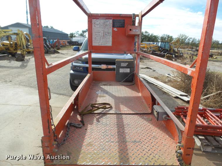image for item DA4732 Snorkel S1930 scissor lift
