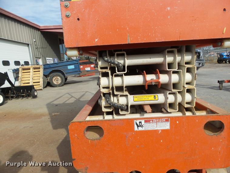 image for item DA4732 Snorkel S1930 scissor lift