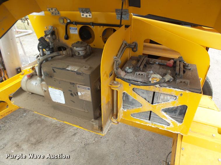 image for item DB1753 2013 Haulotte 5533A boom lift