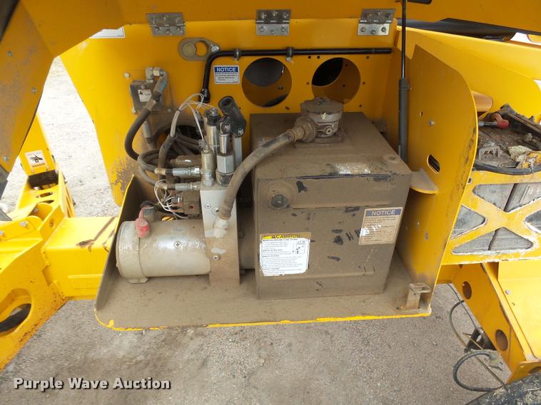 image for item DB1753 2013 Haulotte 5533A boom lift