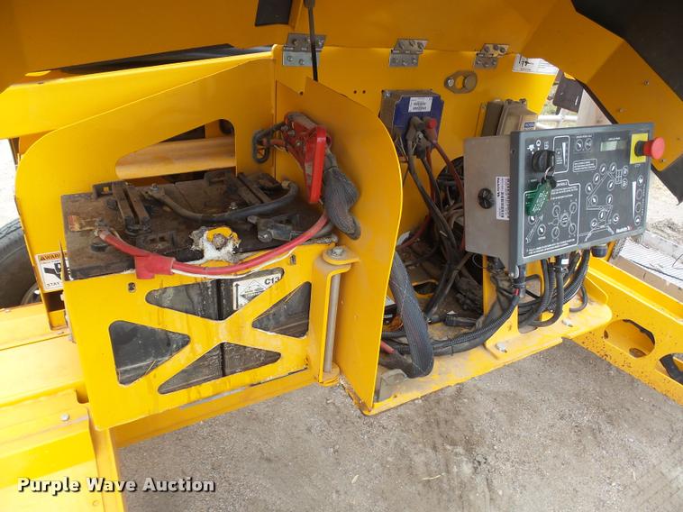 image for item DB1753 2013 Haulotte 5533A boom lift