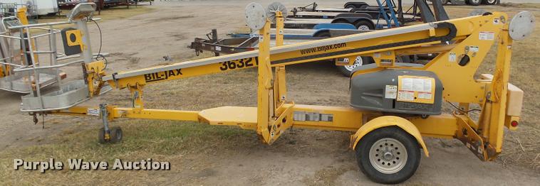 image for item DB1754 2003 Biljax 3632T boom lift