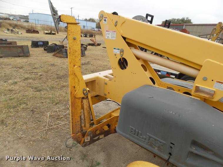 image for item DB1754 2003 Biljax 3632T boom lift