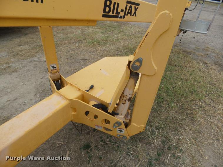 image for item DB1754 2003 Biljax 3632T boom lift