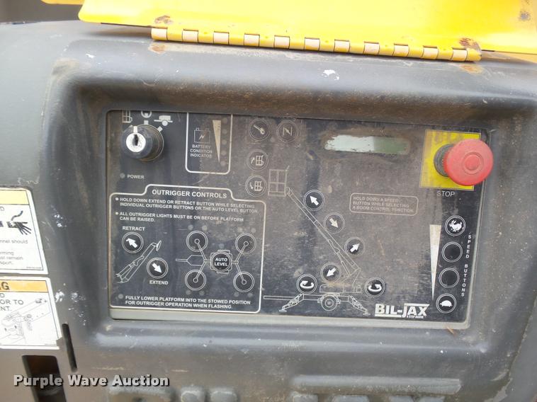 image for item DB1754 2003 Biljax 3632T boom lift