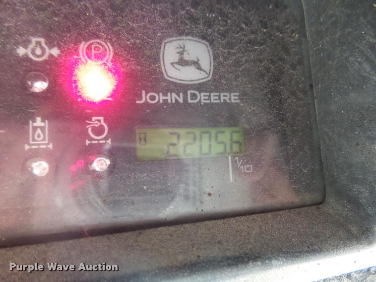 image for item DB1755 2003 John Deere 240 skid steer