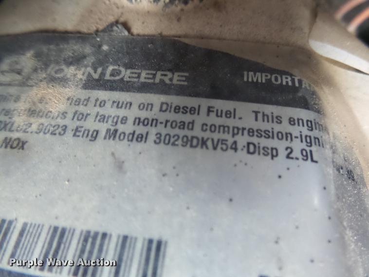 image for item DB1755 2003 John Deere 240 skid steer