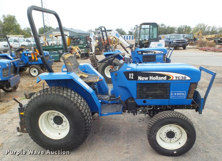 image for item DB3597 New Holland TC30 tractor
