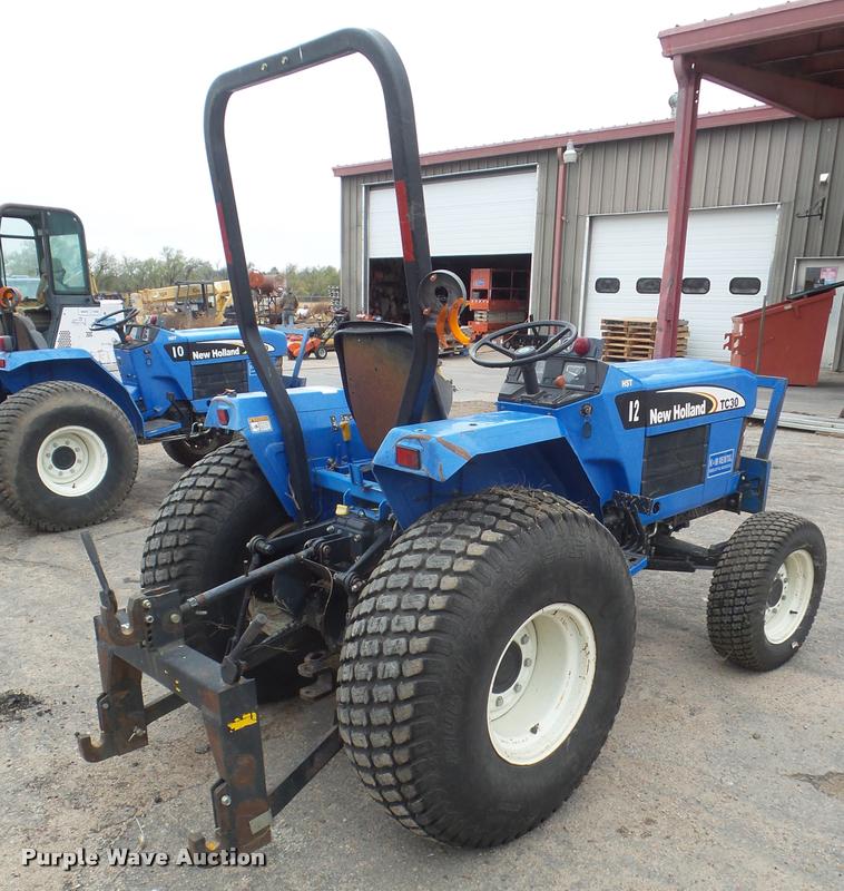 image for item DB3597 New Holland TC30 tractor