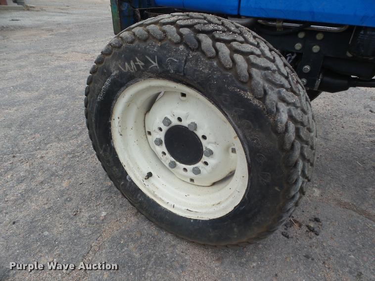 image for item DB3597 New Holland TC30 tractor