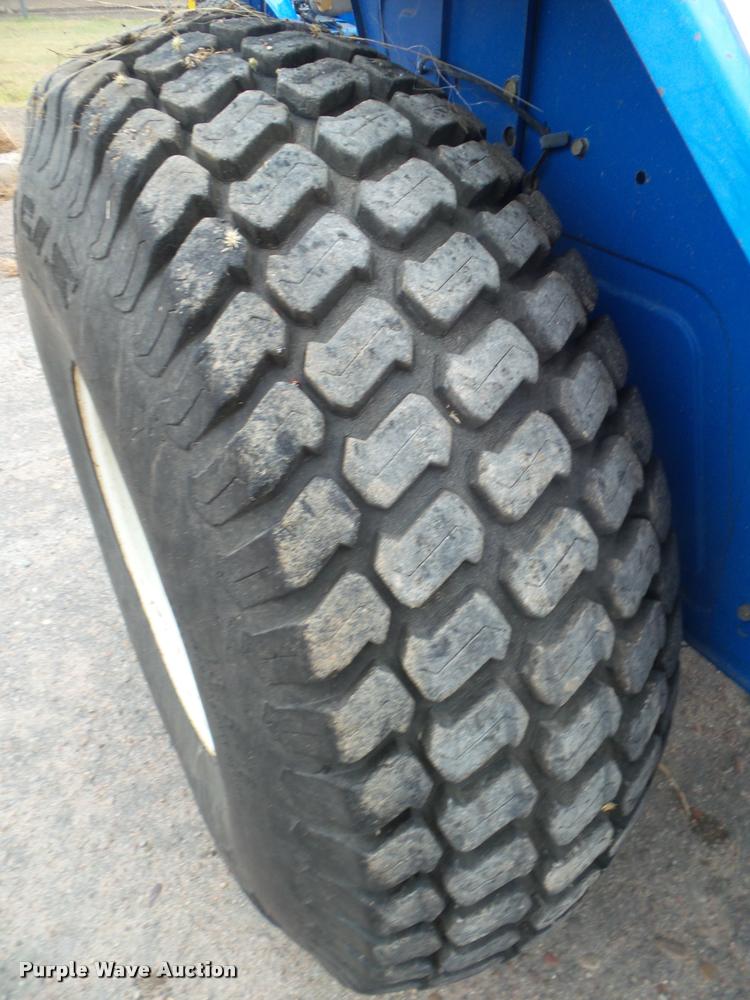 image for item DB3597 New Holland TC30 tractor