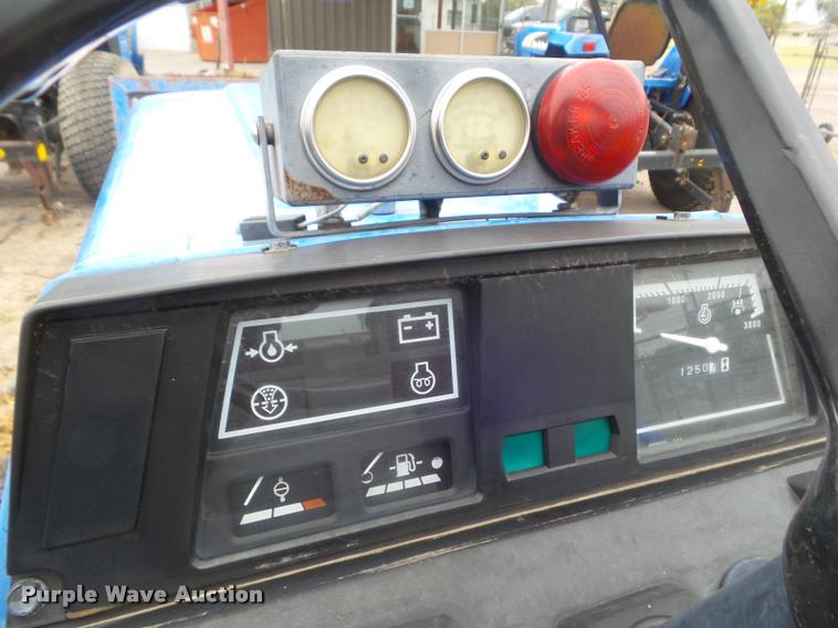 image for item DB3598 New Holland TC30 tractor