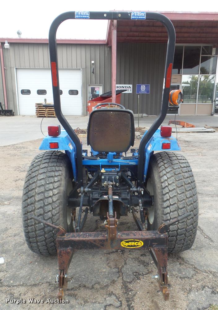 New Holland TC30 tractor in Dodge City, KS Item DB3599 sold Purple Wave