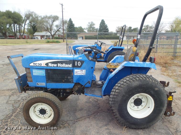 image for item DB3599 New Holland TC30 tractor