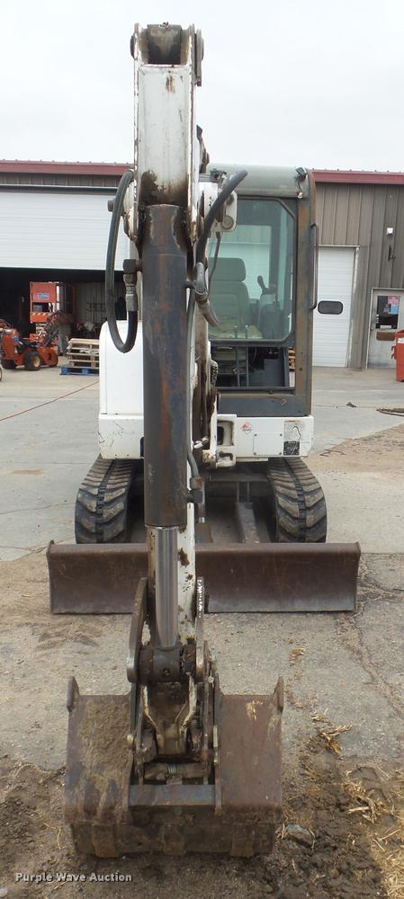 image for item DB3601 2000 Bobcat 331 compact excavator