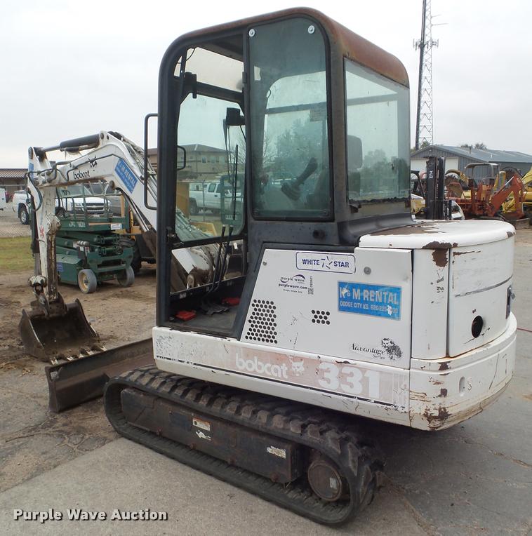 image for item DB3601 2000 Bobcat 331 compact excavator