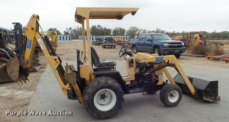 image for item DB3603 2005 Lay-mor LB30 backhoe