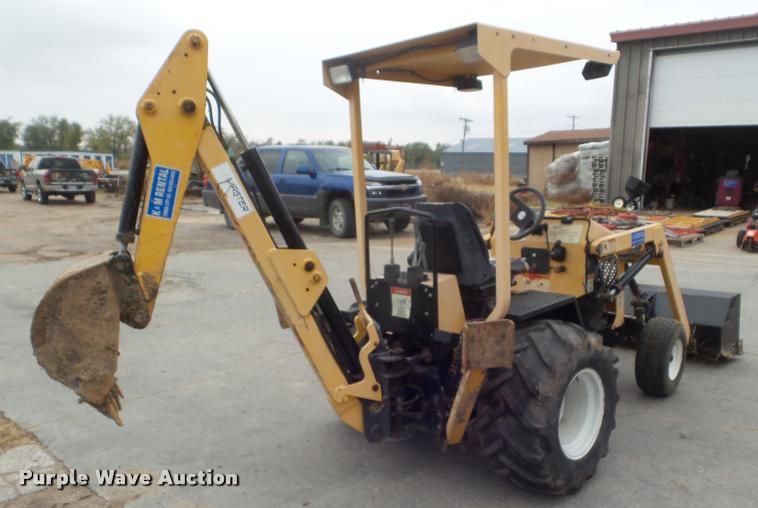 image for item DB3603 2005 Lay-mor LB30 backhoe