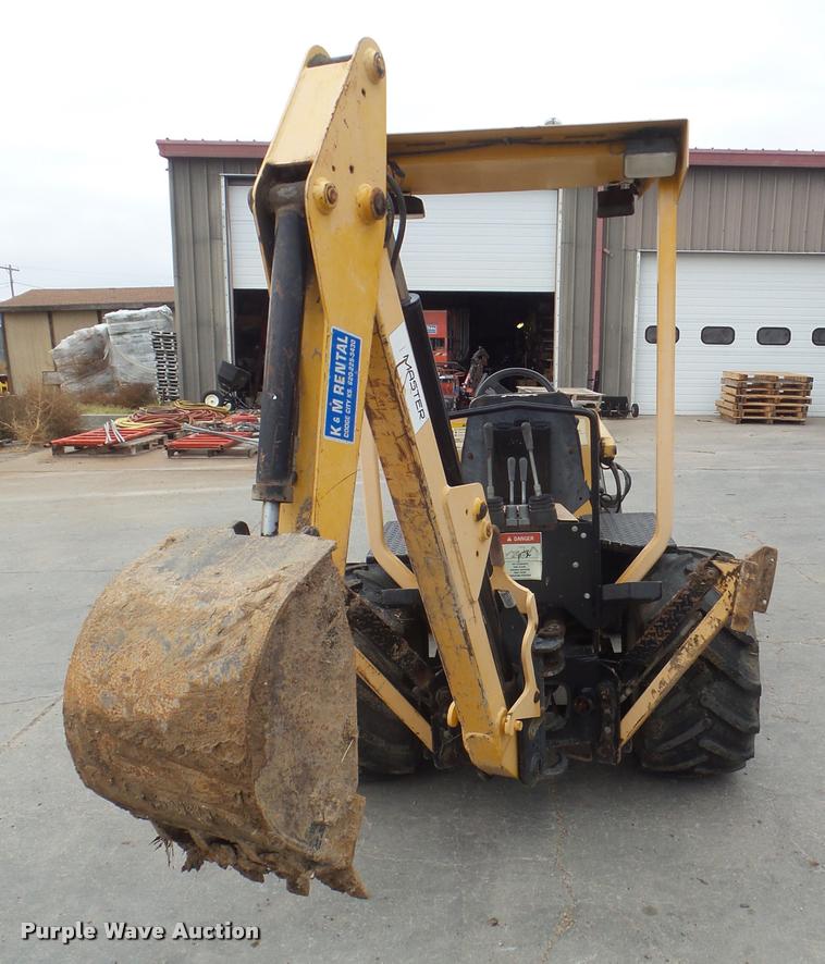 image for item DB3603 2005 Lay-mor LB30 backhoe