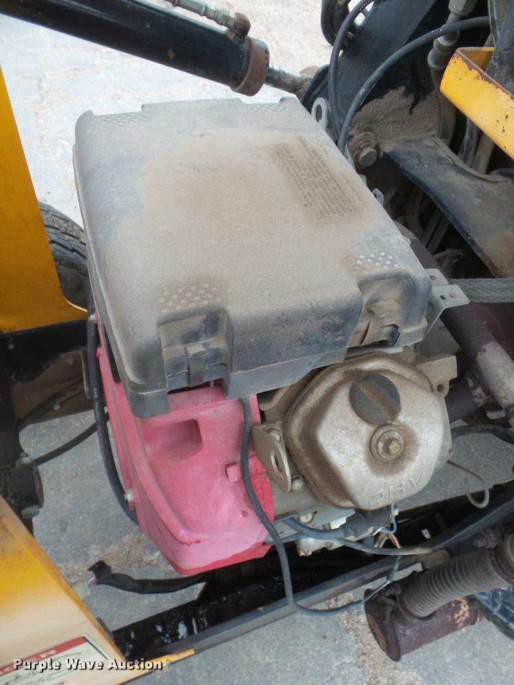 image for item DB3603 2005 Lay-mor LB30 backhoe