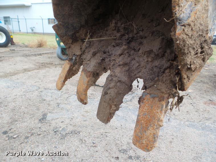 image for item DB3603 2005 Lay-mor LB30 backhoe