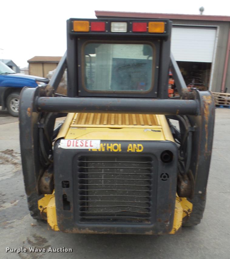 image for item DB3605 2006 New Holland LS160 skid steer