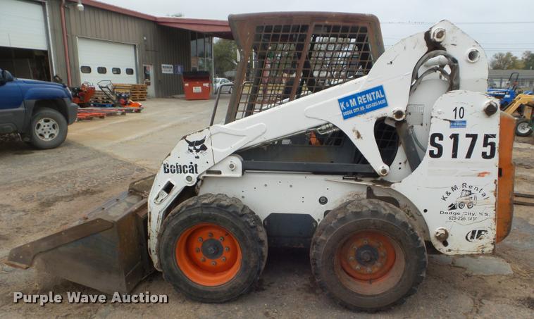 image for item DB3608 2002 Bobcat S175 skid steer