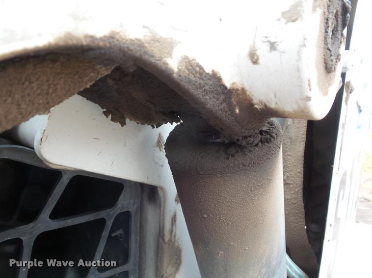 image for item DB3608 2002 Bobcat S175 skid steer