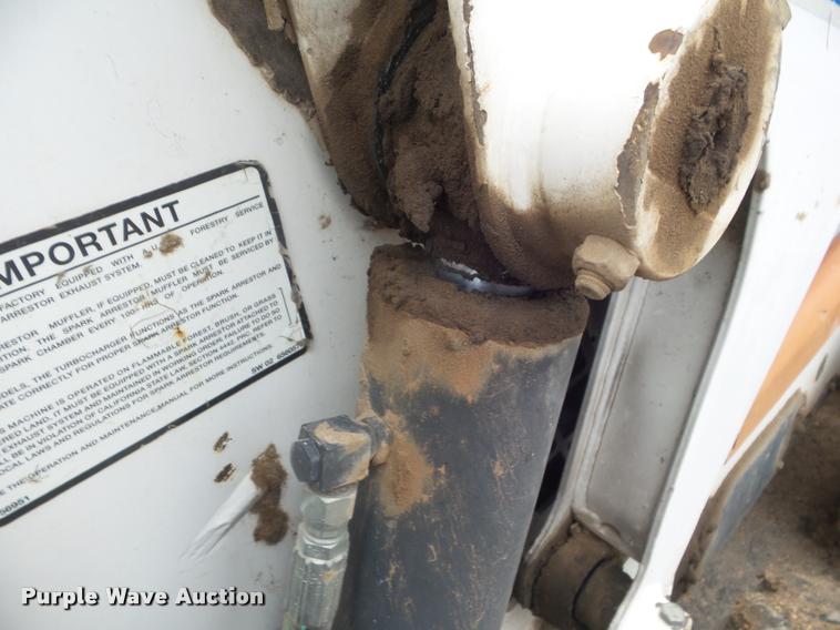 image for item DB3608 2002 Bobcat S175 skid steer