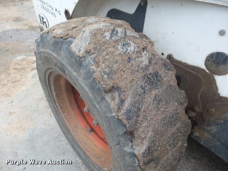 image for item DB3608 2002 Bobcat S175 skid steer