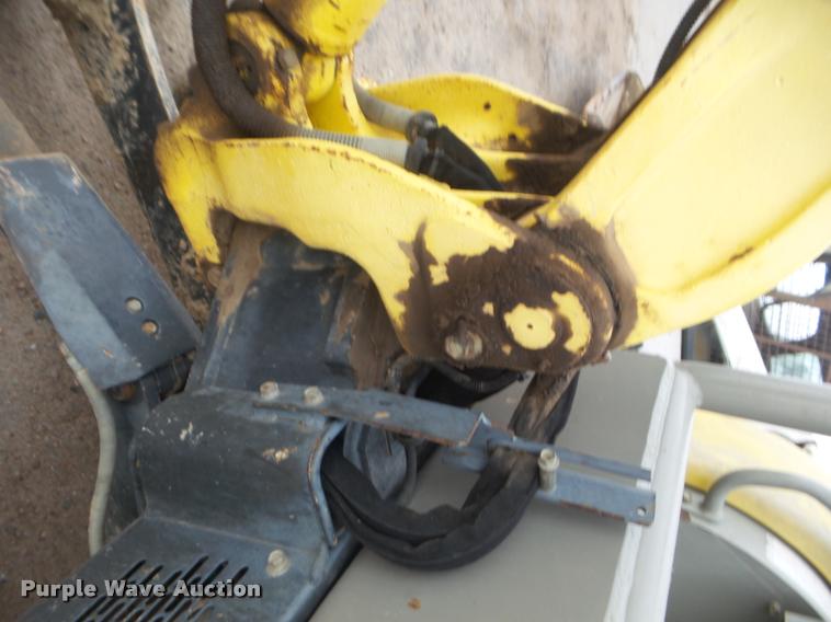 image for item DB3610 2007 Yanmar VI035 mini excavator